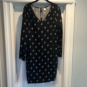 Old Navy Black Floral Long Sleeve Dress-Size L, worn once